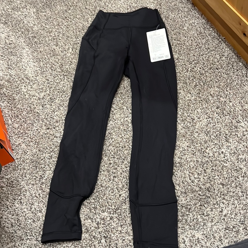 NEW NWT LULULEMON IN MOVEMENT TIGHTS